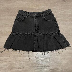 RUFFLED BLACK DENIM MINI JEAN SKIRT
